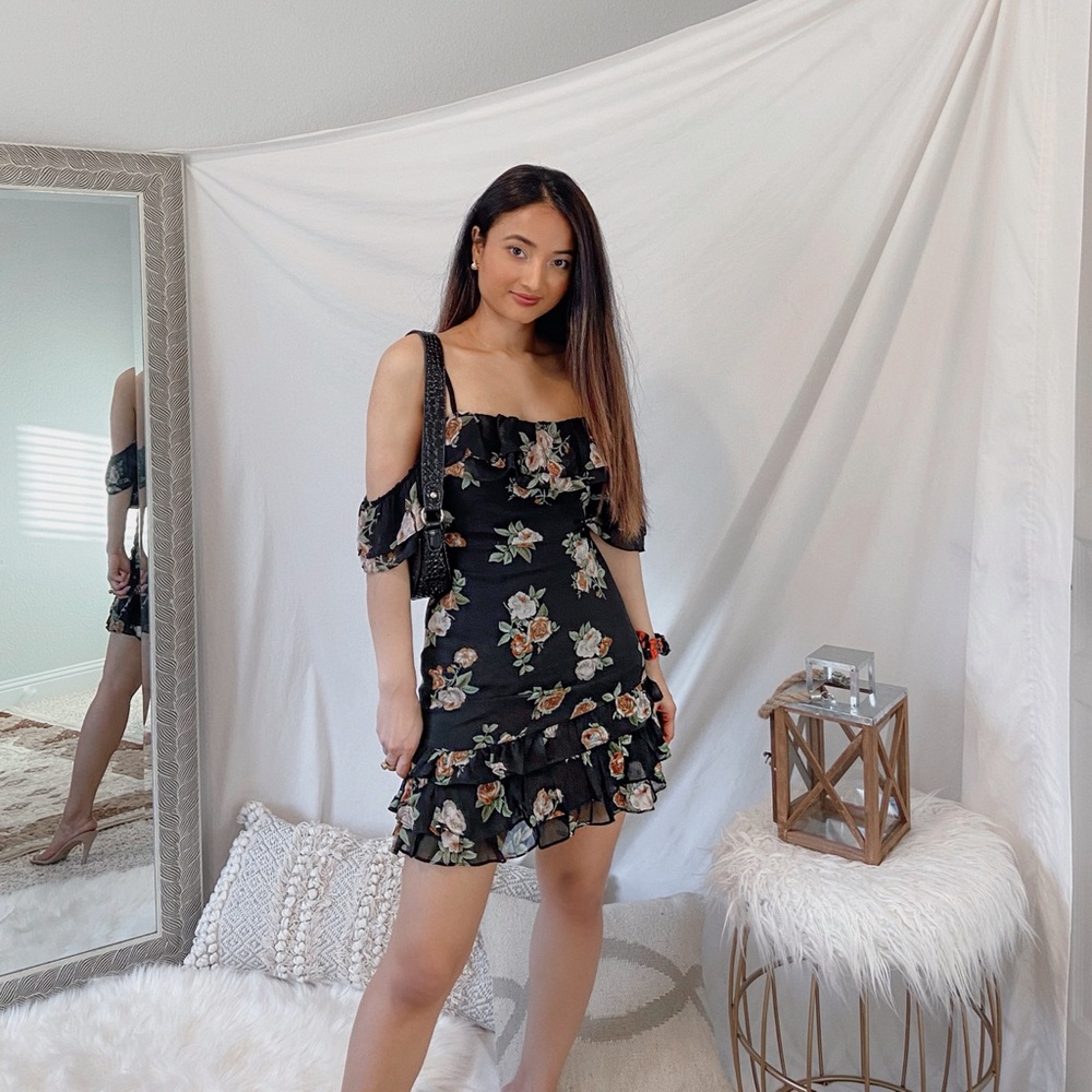 Floral Feeling Chiffon off Shoulder Mini Dress